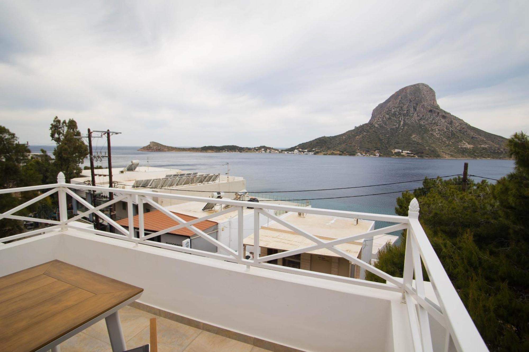 Acropolis Hotel マスーリー エクステリア 写真